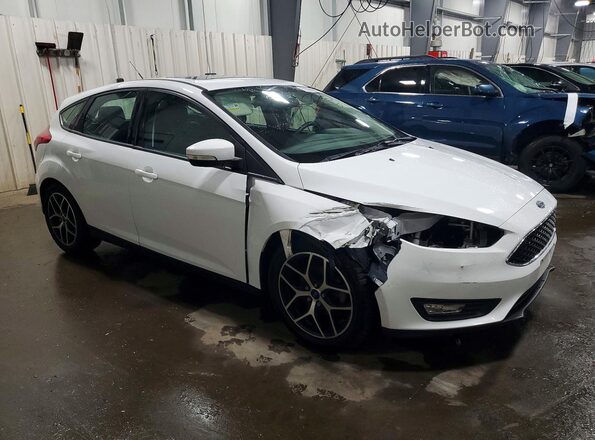 1FADP3M23JL272087 2018 FORD FOCUS White Przód prawy