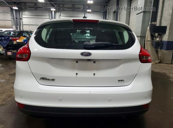 1FADP3M23JL272087 2018 FORD FOCUS White Widok z tyłu