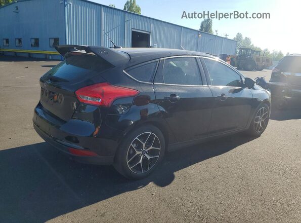 1FADP3M24JL224582 2018 FORD FOCUS Black Задня права чверть