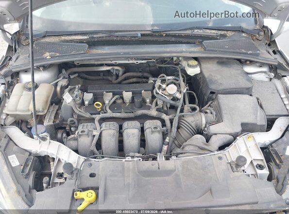 1FADP3M25HL203749 2017 FORD FOCUS Silver Հետևի տեսք
