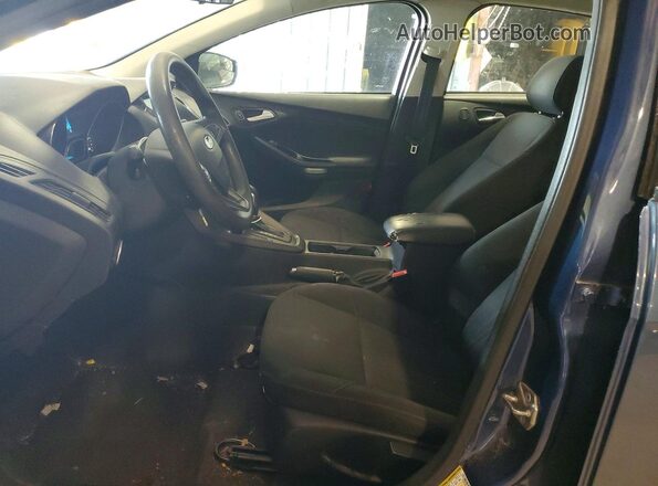 1FADP3M27JL245913 2018 FORD FOCUS Blue Front interior view