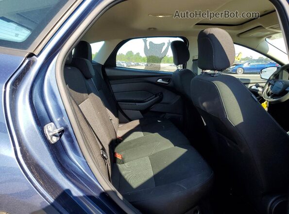 1FADP3M29JL202271 2018 FORD FOCUS Blue Vista de los asientos traseros