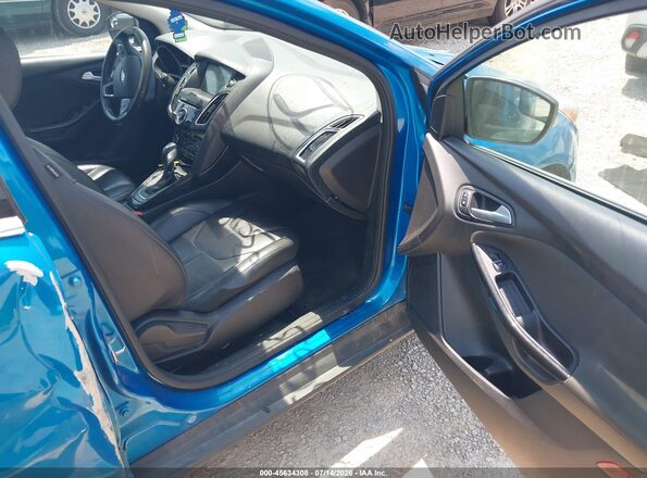 1FADP3N20GL211478 2016 FORD FOCUS Blue Vista interior delantera