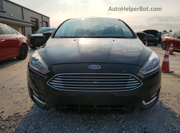 1FADP3N21JL323858 2018 FORD FOCUS Black წინა ხედი