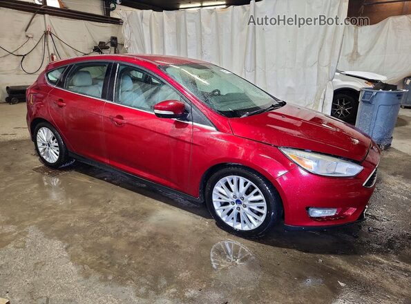 1FADP3N23GL330495 2016 FORD FOCUS Maroon Front right