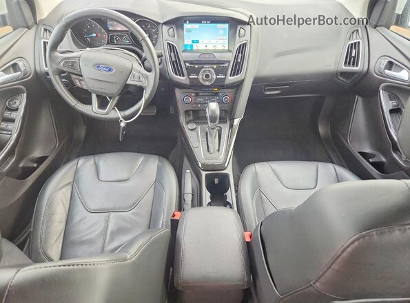 1FADP3N23HL265939 2017 FORD FOCUS White Dashboard view