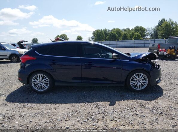 1FADP3N24GL391435 2016 FORD FOCUS Синий Вид задней части салона