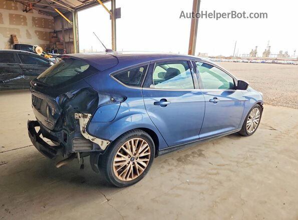 1FADP3N25JL230955 2018 FORD FOCUS Синий Задняя правая четверть