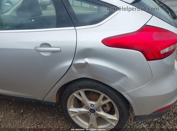 1FADP3N26GL210626 2016 FORD FOCUS Silver Вид спереду