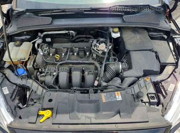 1FADP3N26JL318445 2018 FORD FOCUS Black Widok wnętrza z tyłu