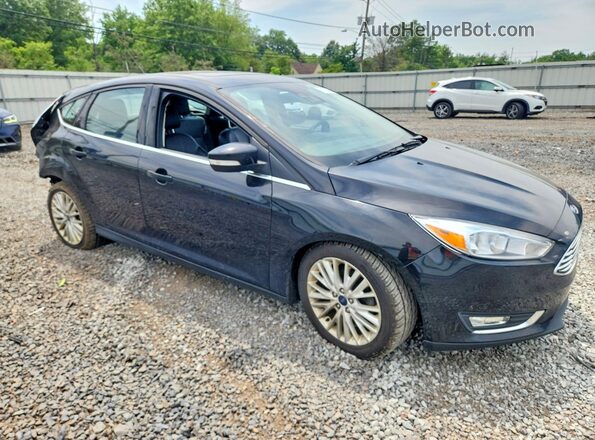 1FADP3N26JL318445 2018 FORD FOCUS Black Przód prawy