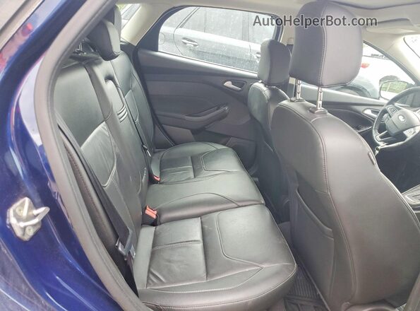 1FADP3N28GL312476 2016 FORD FOCUS Blue უკანა სავარძლების ხედი