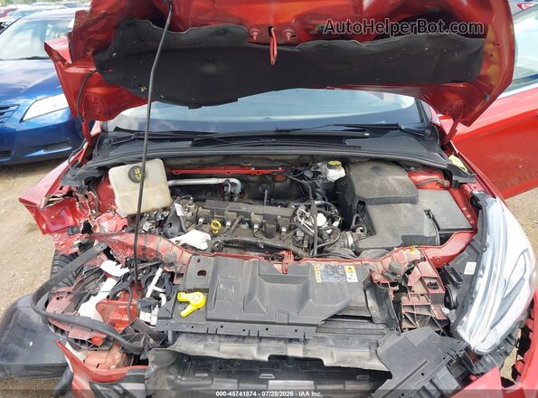1FADP3N28JL303221 2018 FORD FOCUS Red Rear view