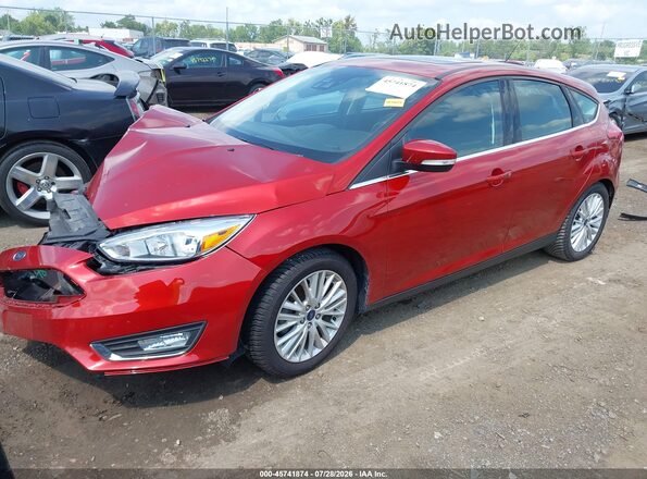 1FADP3N28JL303221 2018 FORD FOCUS Red Front left