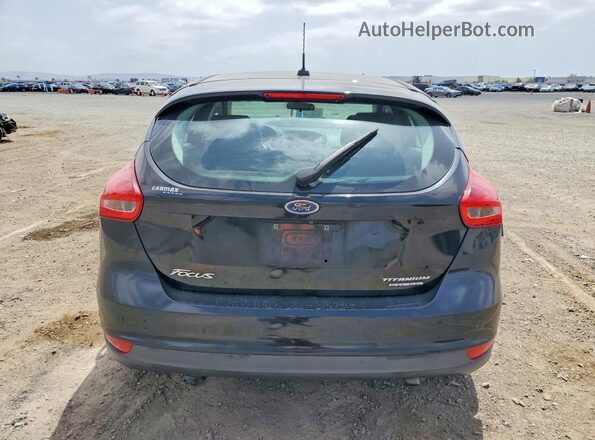 1FADP3N29GL318450 2016 FORD FOCUS Black Widok z tyłu