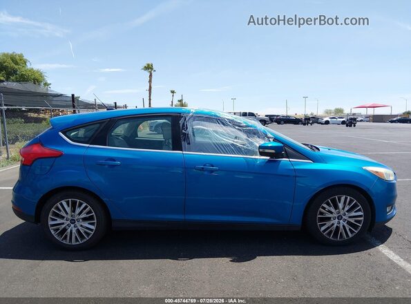 1FADP3N29GL335507 2016 FORD FOCUS Blue Widok wnętrza z tyłu