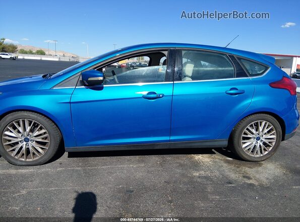 1FADP3N29GL335507 2016 FORD FOCUS Blue Widok wnętrza 360 stopni