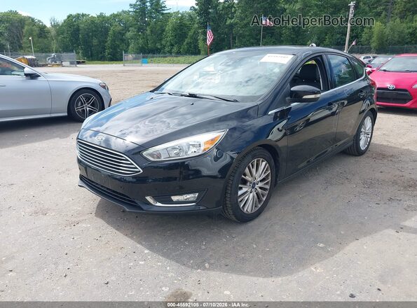 1FADP3N29HL335184 2017 FORD FOCUS Черный Передняя левая четверть