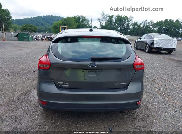 1FADP3N29JL306404 2018 FORD FOCUS Серый 