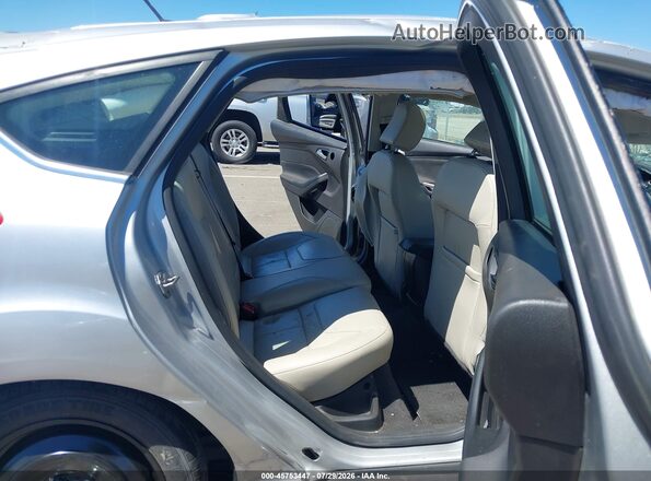 1FADP3N29JL314194 2018 FORD FOCUS Silver VIN sticker view