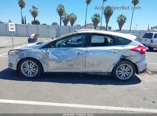 1FADP3N29JL314194 2018 FORD FOCUS Silver 