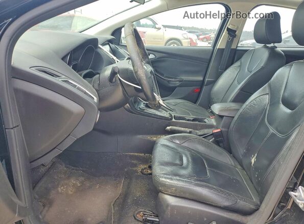 1FADP3N2XGL220821 2016 FORD FOCUS Black Вид салону спереду