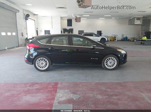 1FADP3R41JL296124 2018 FORD FOCUS ELECTRIC Черный Вид задней части салона