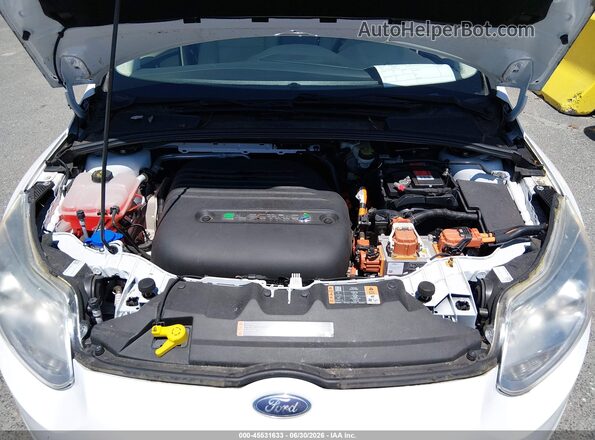 1FADP3R42HL320344 2017 FORD FOCUS ELECTRIC Белый Вид сзади