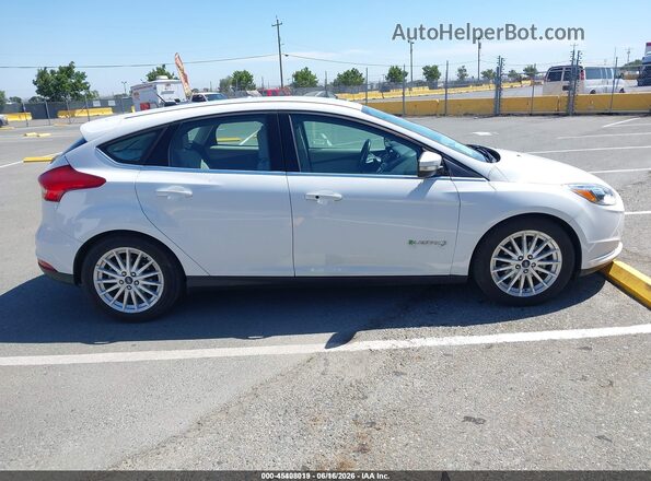 1FADP3R43JL296125 2018 FORD FOCUS ELECTRIC Белый Панорамный вид салона 360°