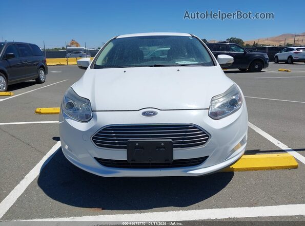 1FADP3R45JL296126 2018 FORD FOCUS ELECTRIC Белый Вид задней части салона