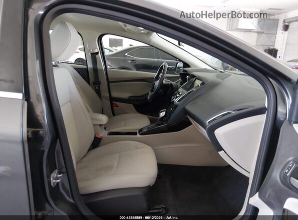1FADP3R46JL296118 2018 FORD FOCUS ELECTRIC Серый Вид салона спереди