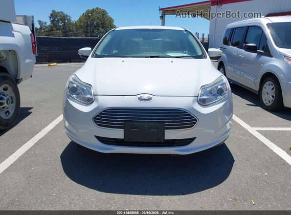 1FADP3R47JL296130 2018 FORD FOCUS ELECTRIC Белый Вид задней части салона