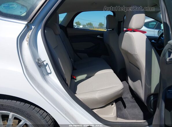 1FADP3R49JL296131 2018 FORD FOCUS ELECTRIC White VIN კოდის სტიკერის ხედი