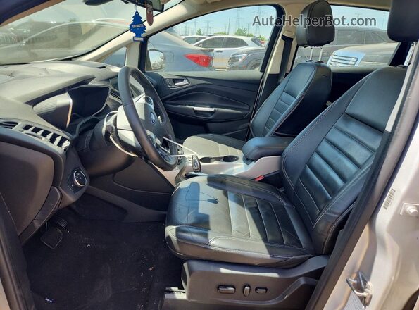 1FADP5BU6GL110026 2016 FORD C-MAX Серебряный Вид салона спереди