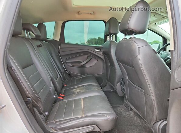 1FADP5BU9GL112210 2016 FORD C-MAX White Rear seats view