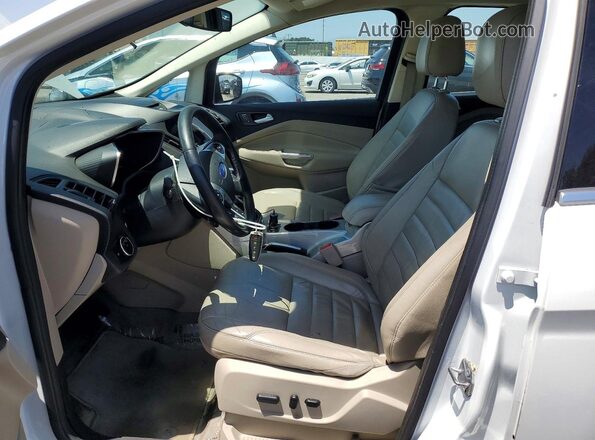 1FADP5CU1GL111308 2016 FORD C-MAX Белый Вид салона спереди