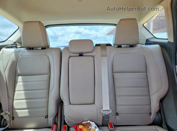 1FADP5DU0JL102153 2018 FORD C-MAX Gray Вид задніх сидінь