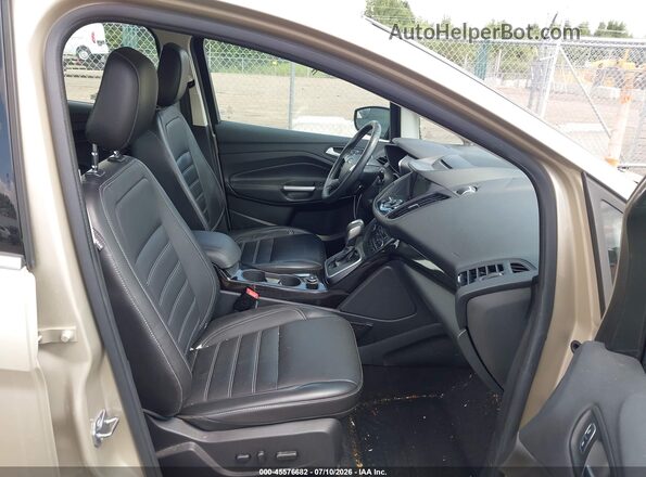 1FADP5DUXJL101141 2018 FORD C-MAX HYBRID Champagne Front interior view