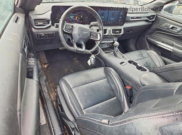 1FAGP8FF8R5100244 2024 FORD MUSTANG Черный Вид панели приборов