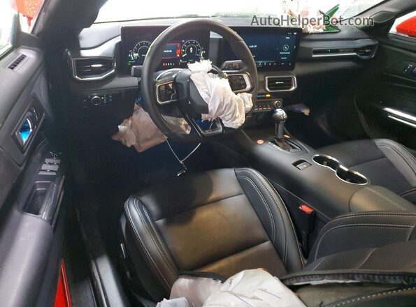 1FAGP8UH4T5115643 2026 FORD MUSTANG Red Вид панелі приладів