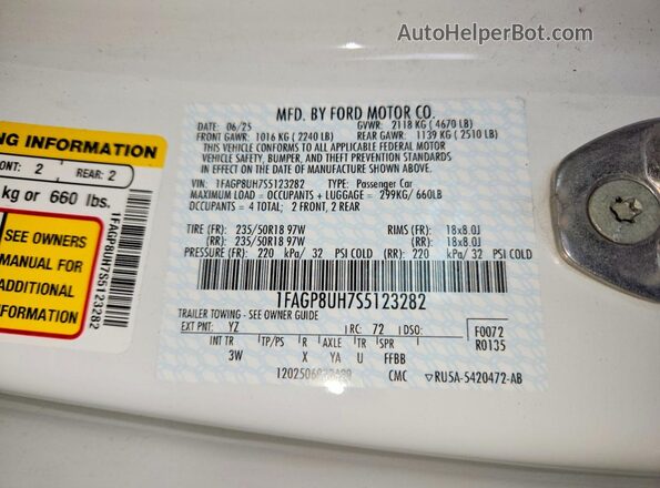 1FAGP8UH7S5123282 2025 FORD MUSTANG White ძრავის განყოფილების ხედი