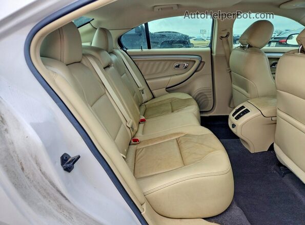 1FAHP2E85HG133306 2017 FORD TAURUS White Vista de los asientos traseros