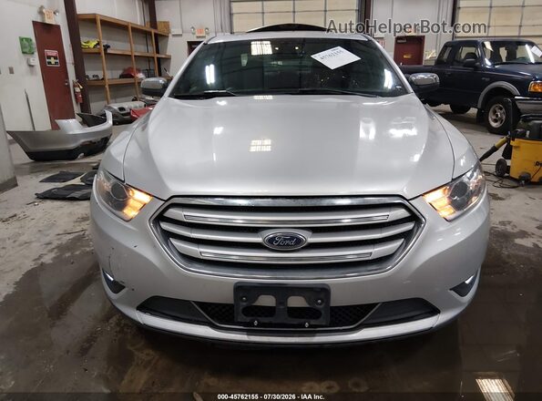 1FAHP2F82JG127497 2018 FORD TAURUS Silver Rear interior view