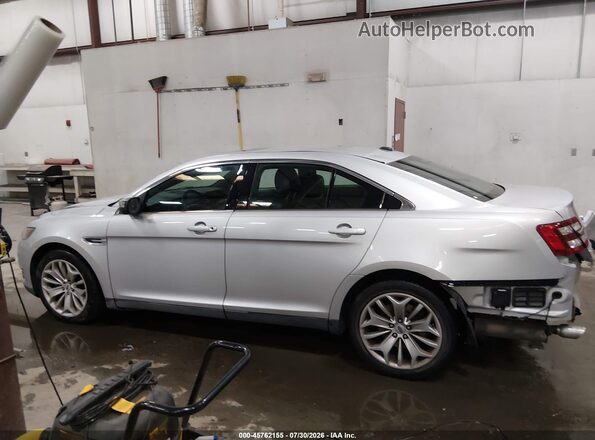 1FAHP2F82JG127497 2018 FORD TAURUS Silver 