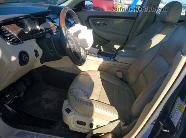 1FAHP2F83JG112913 2018 FORD TAURUS Синий Вид салона спереди