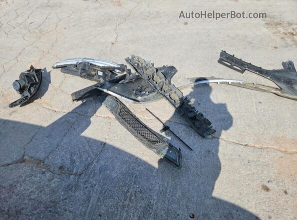 1FAHP2F88JG109490 2018 FORD TAURUS Silver Engine compartment view