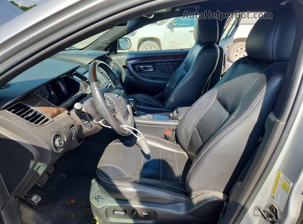 1FAHP2F88JG109490 2018 FORD TAURUS Silver Front interior view