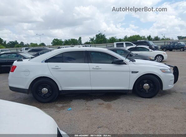 1FAHP2MK6GG132323 2016 FORD POLICE INTERCEPTOR White Rear interior view