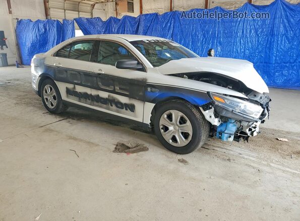 1FAHP2MK7JG104697 2018 FORD TAURUS Белый Передняя правая четверть