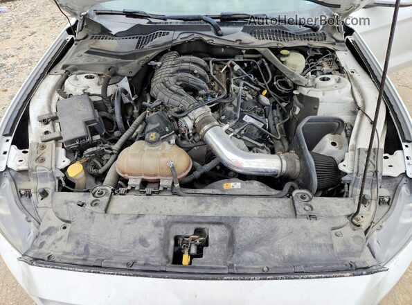 1FATP8EM3G5290806 2016 FORD MUSTANG White Vista interior trasera
